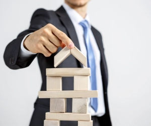 building a business should you bring in funders or go it alone