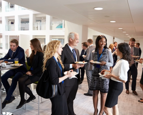 6 ways to maximise your revenue through smarter networking